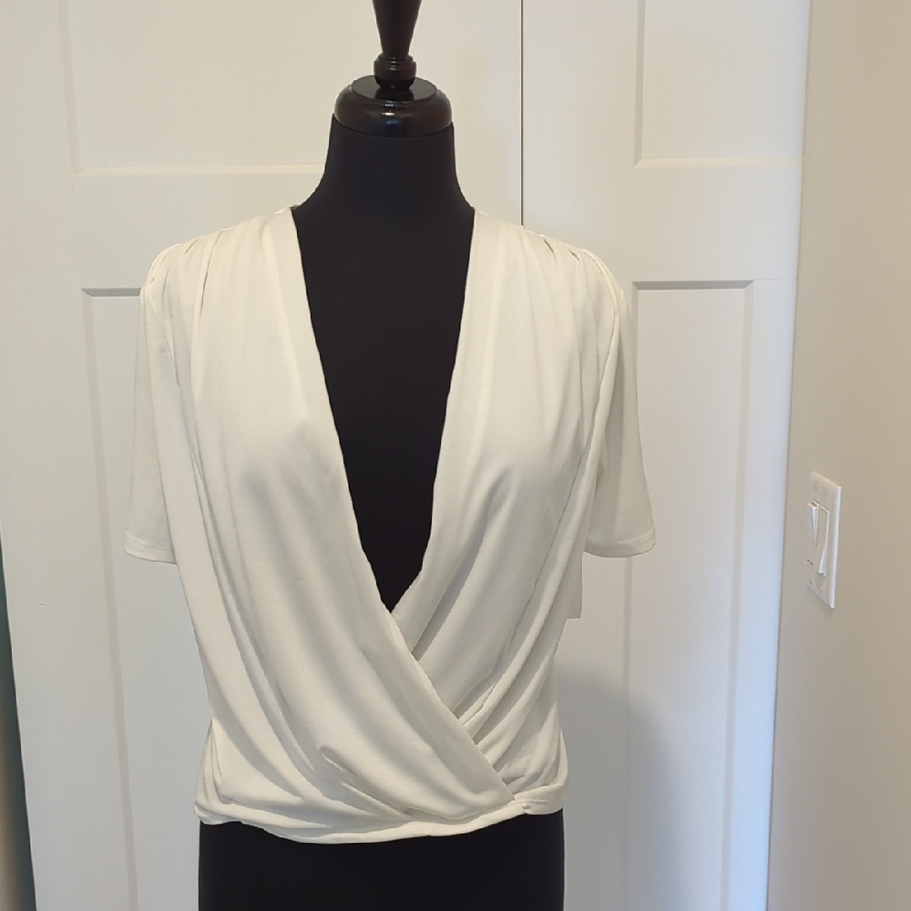 Size Medium Polyester And Elastane Top